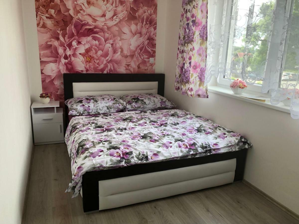 Apartmán na Lukách - Kopretina Třeboň Esterno foto